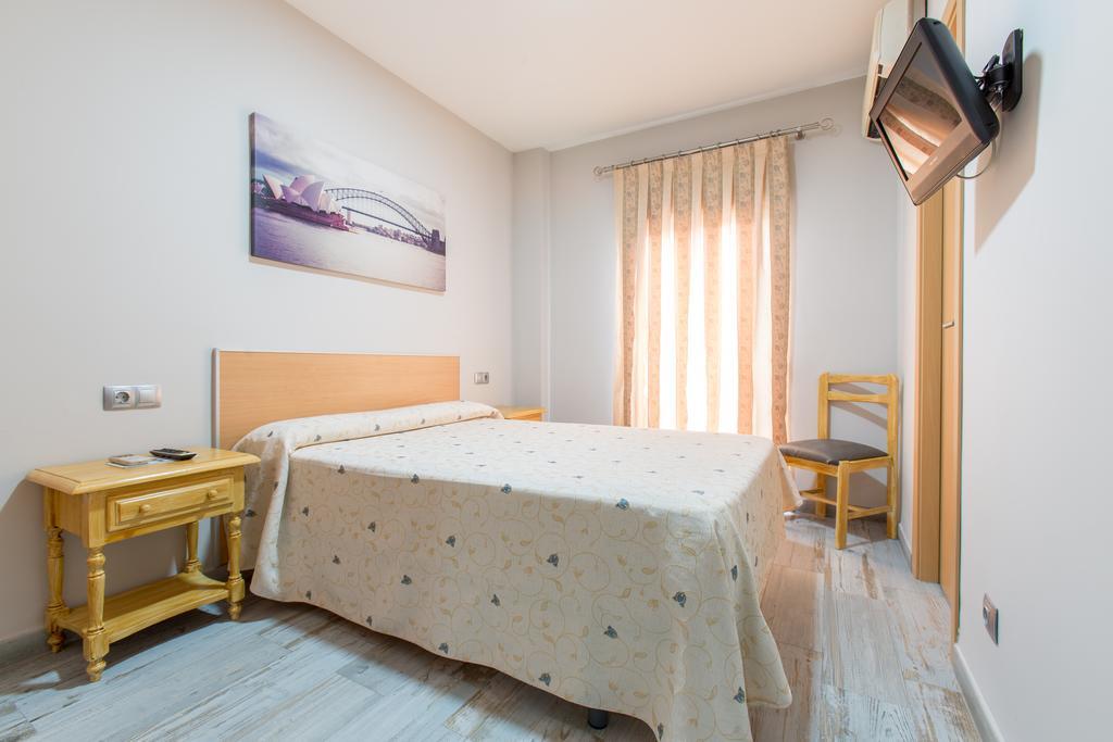Olympia Ronda Hostel El Puig  Eksteriør bilde